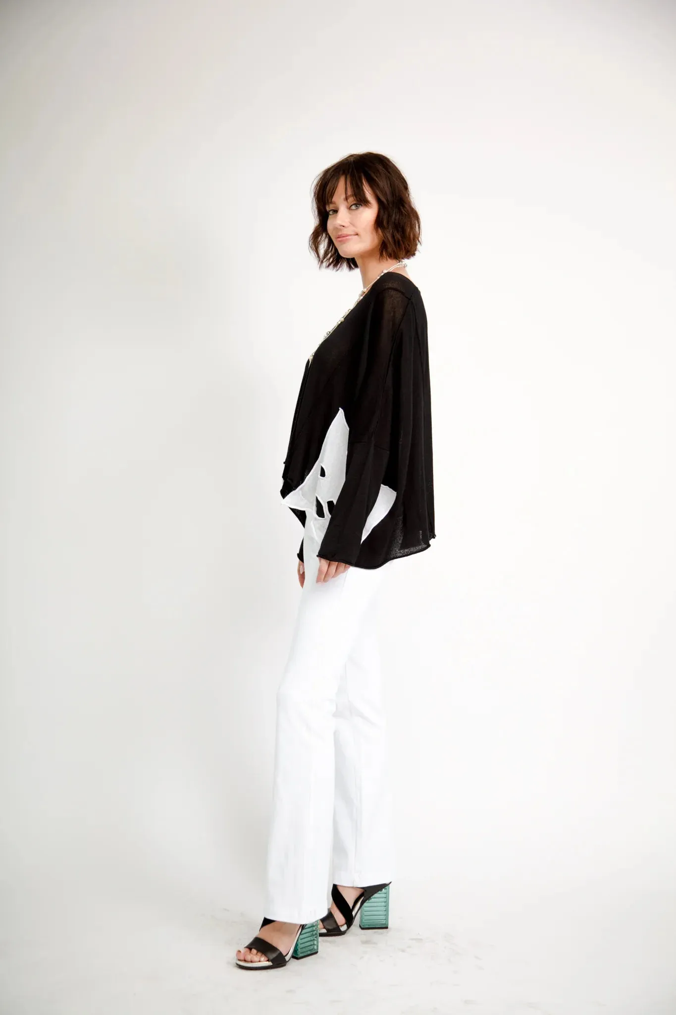 Lightweight Sweater with Pockets
