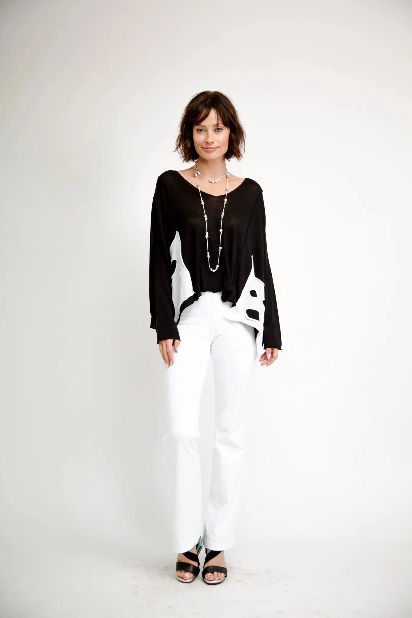 Lightweight Sweater with Pockets