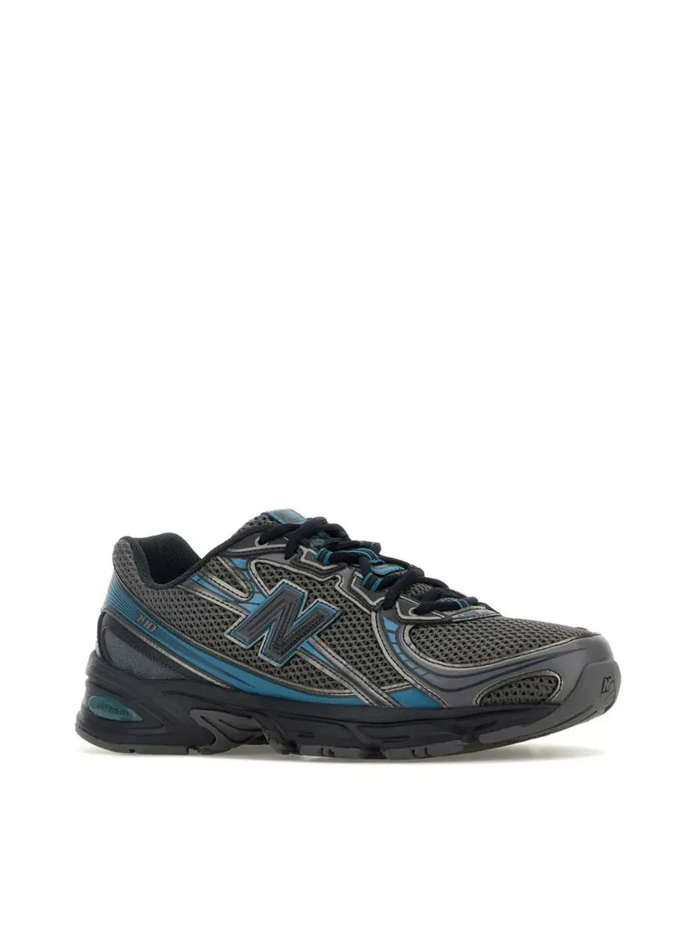 Sneakers 740B